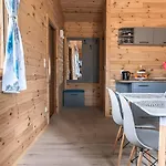 Luxury In The Mountains, Zone