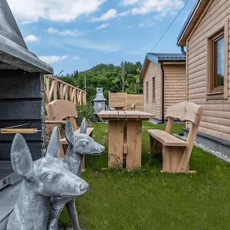 Luxury In The Mountains, Zone *